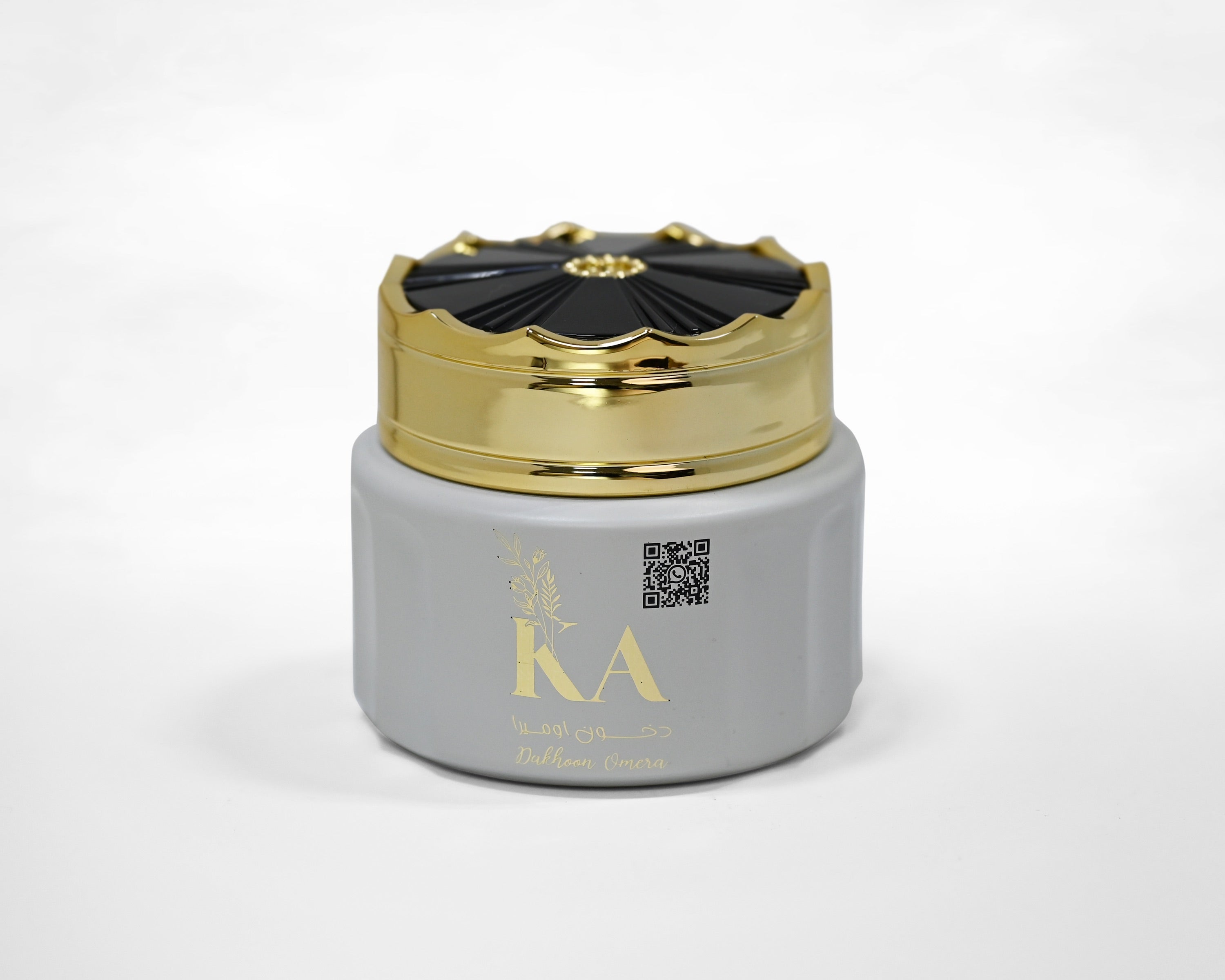 أوميرا دخون